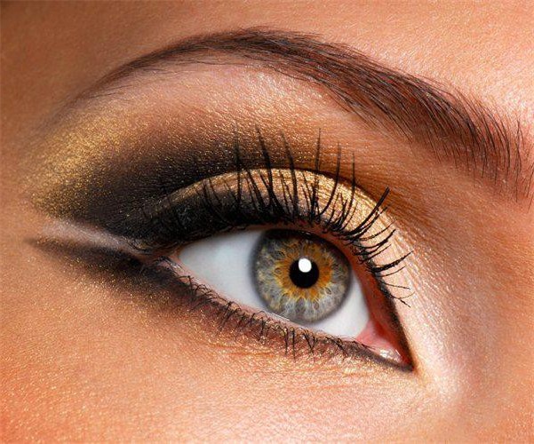 Макіяж для зелених очей | Гарний макіяж для зелених очей