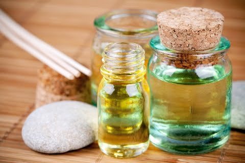 Ефірні масла для волосся   користь у лікуванні, застосування в рецептах по догляду за волоссям