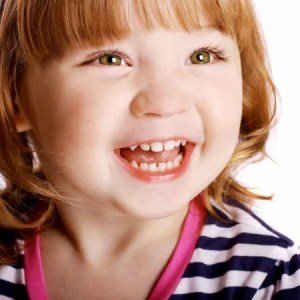 Прорізування зубів у дітей   який порядок і схема зростання? Розглянемо вікову таблицю.