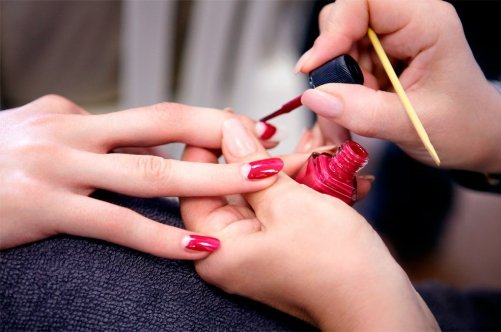 Як зробити френч гелем: секрети нарощування нігтів