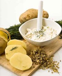 Чудові рецепти масок з картоплі