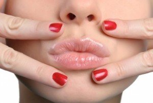 Висип на губах: причини і методи лікування