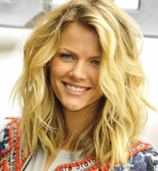 Красиві укладання на коротке волосся