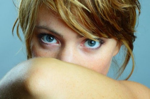 Як вилікувати сухі лікті за допомогою народних засобів?