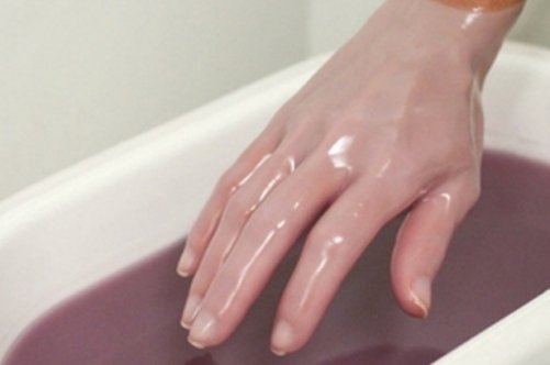 Як робити парафінові ванночки для рук: секрети професіоналів