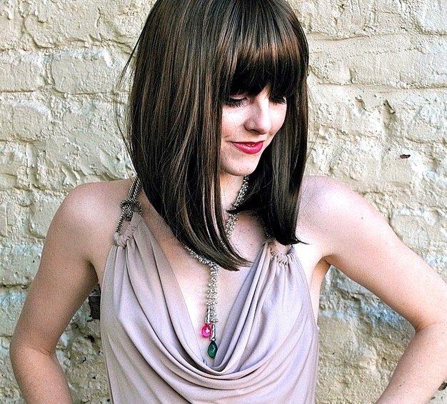 Зачіски з довгою чубчиком | Зачіски з довгою чубчиком фото