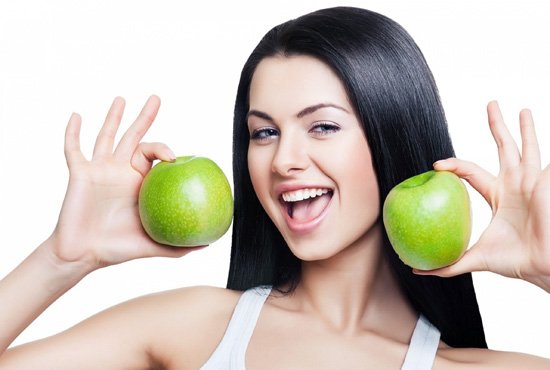 Яблучний оцет для волосся: ополіскування, маски, рецепти та відгуки