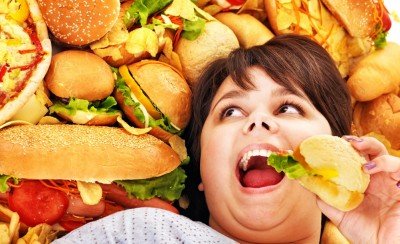 Постійна сильна відрижка після їжі: причини, лікування