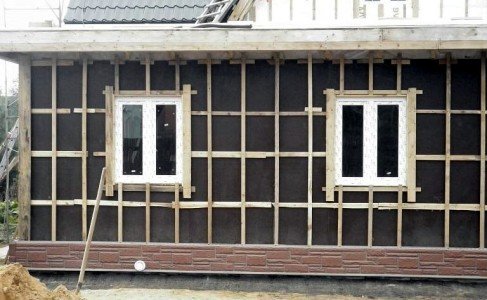 Утеплити деревяний будинок зовні під сайдинг (фото і відео)