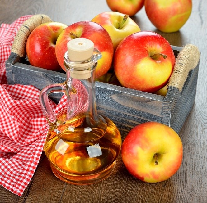 Яблучний оцет для обличчя | Маски з яблучним оцтом