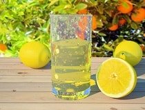Як зробити лимонад в домашніх умовах з апельсинів і одного лимона? Рецепт