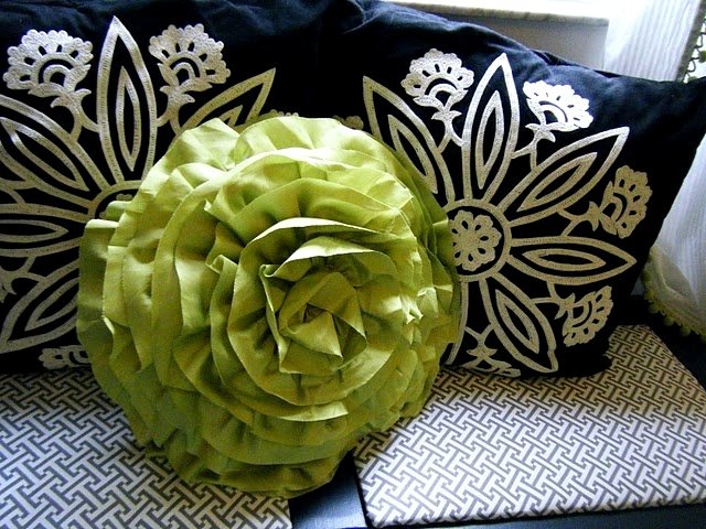 Подушки квіти | Подушка троянда, ромашка, мак