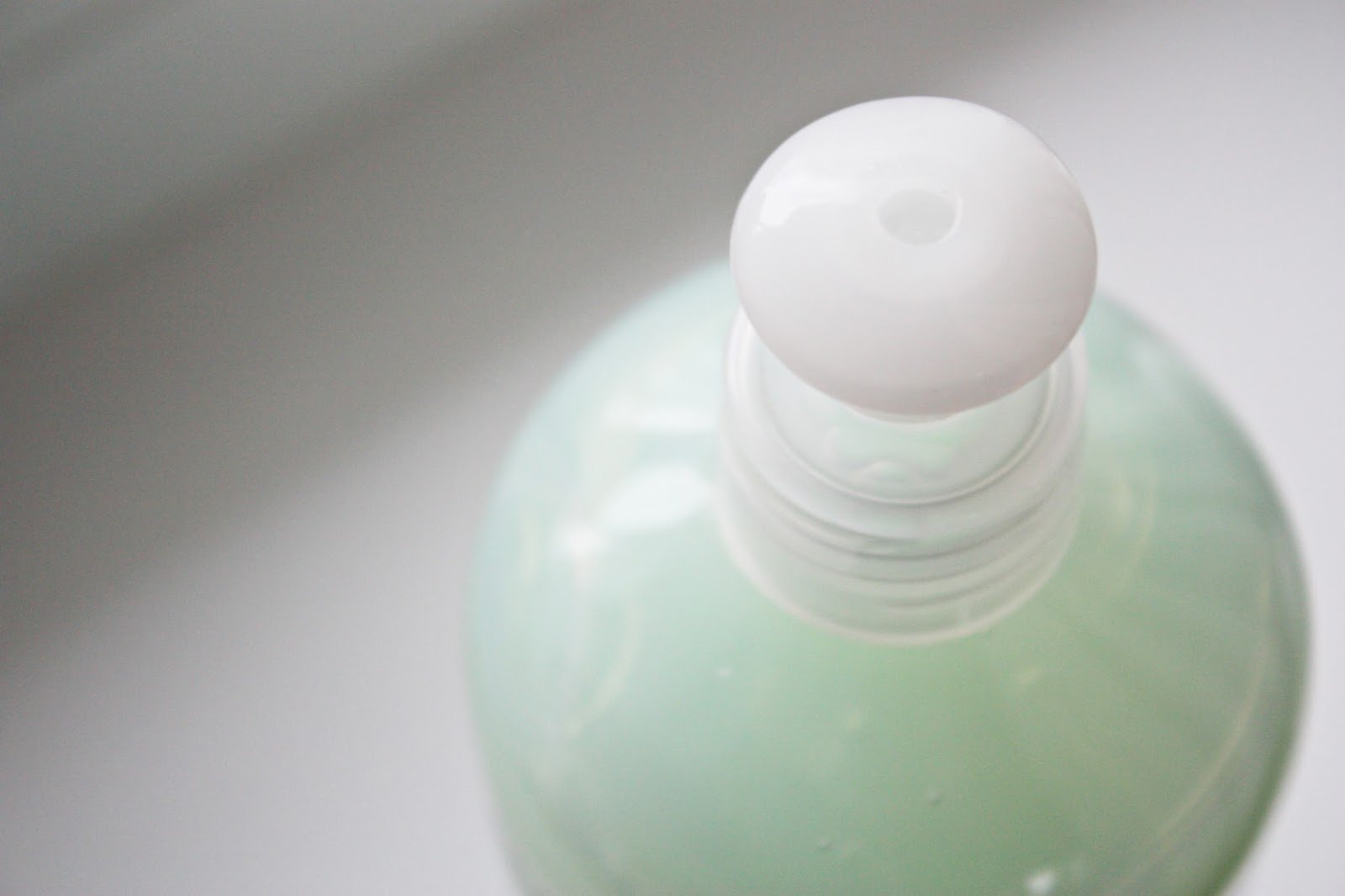 Шампунь для змішаного типу волосся, як вибрати?