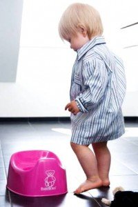 Як зібрати сечу у новонародженого хлопчика чи дівчинки? Які особливості підлоги потрібно враховувати?