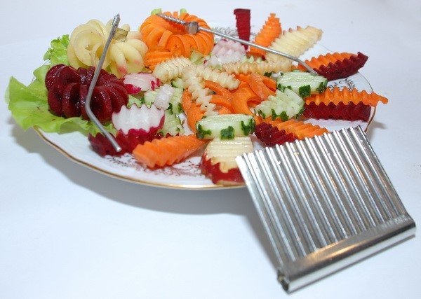 Цікаві гаджети для кухні своїми руками