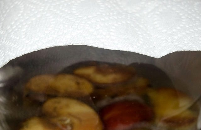 Яблучний оцет для обличчя | Маски з яблучним оцтом