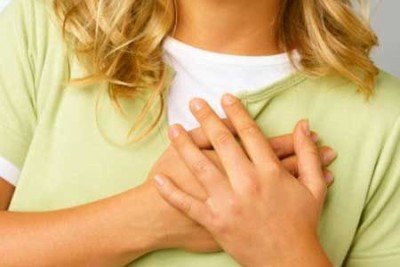 Чому сильно свербить груди, болить грудна залоза