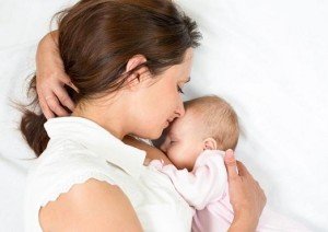 Як можна відучити малюка від рук або від годування груддю. Які заходи слід вжити?