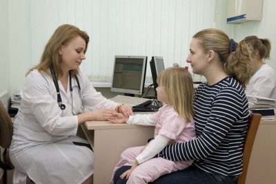 Як лікувати діатез у дитини до і після 1 року?