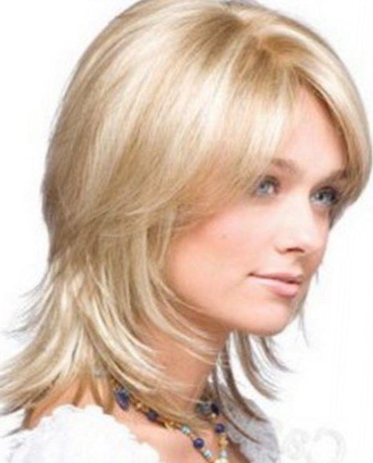 Зачіска драбинка на середні волосся Зачіска драбинка на середні волосся