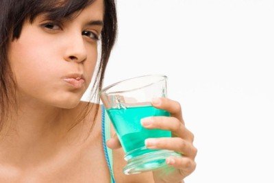 Запах з рота від шлунка: причини, лікування, як позбутися?