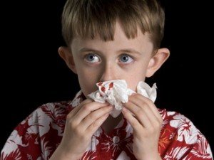 Педіатри про те, чому у дитини йде кров з носа. Як зупинити кров?