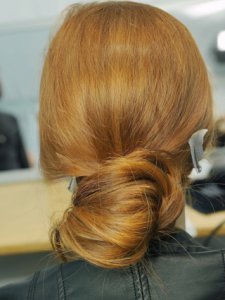 Зачіски з пучками Зачіски з пучками