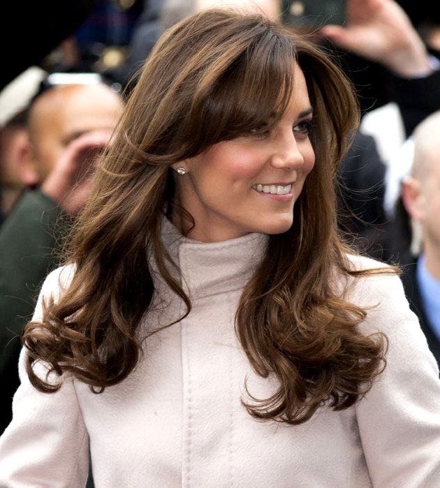 Зачіски з довгою чубчиком | Зачіски з довгою чубчиком фото