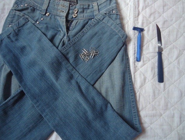 Джинси з дірками | Як зробити потертості і дірки в джинсах