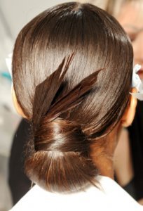 Зачіски з пучками Зачіски з пучками