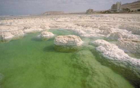 Сольовий пілінг мінералами Мертвого моря