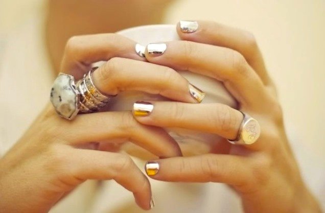 Фольга для нігтів | Дизайн нігтів з фольгою