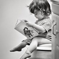 Що робити якщо у новонародженого запор? Методи лікування. Як робити масаж?