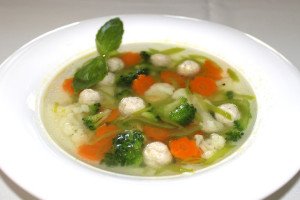 Дієтичні рецепти страв при гастриті з підвищеною кислотністю: супи, салати