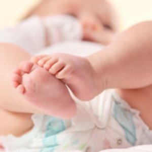 УЗД кульшових суглобів у немовлят, яка норма кутів їх зєднання? Типи ортопедичної патології у таблиці.