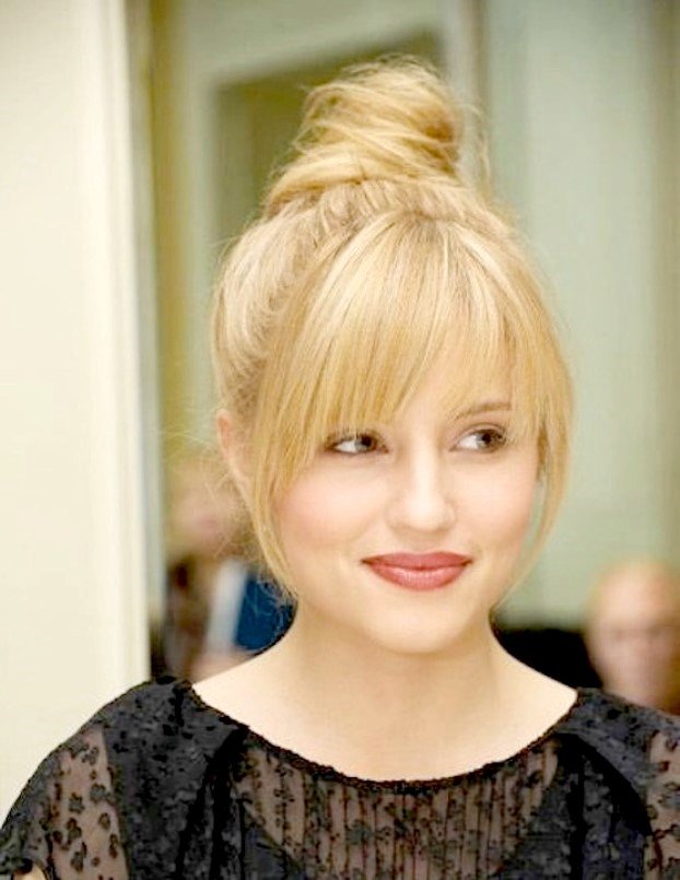 Зачіски з довгою чубчиком | Зачіски з довгою чубчиком фото