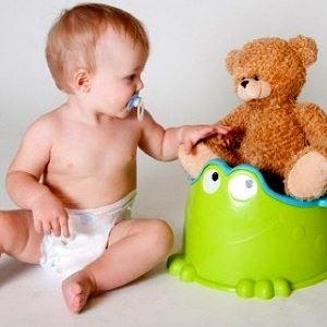 Зелений пінистий стілець у немовляти   причини і лікування захворювання. Про що говорить присутність слизу в калі?