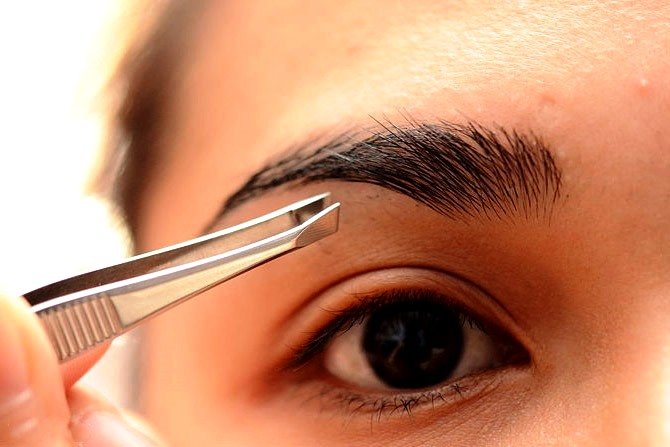 Як правильно вищипувати брови | Правильно вищипувати брови відео, фото Як правильно вищипувати брови | Правильно вищипувати брови відео, фото