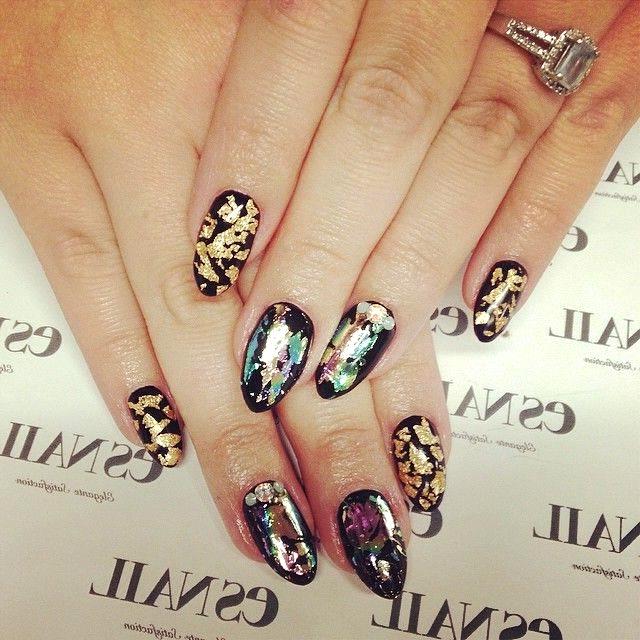 Фольга для нігтів | Дизайн нігтів з фольгою