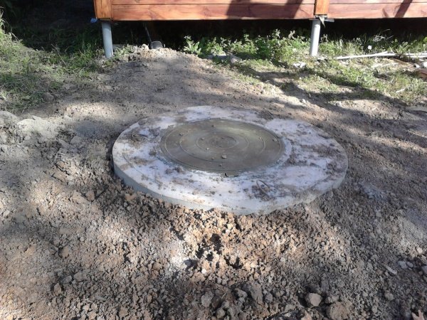Пристрій септика з бетонних кілець