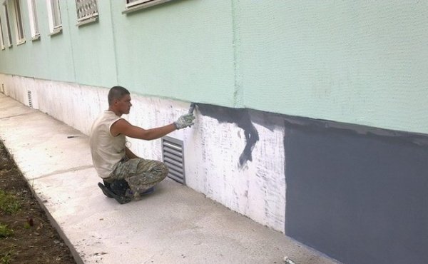 Як вибрати кращу фарбу для стін для нанесення своїми руками