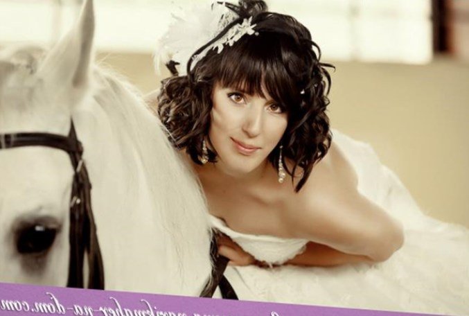 Зачіски для нареченої на середні волосся