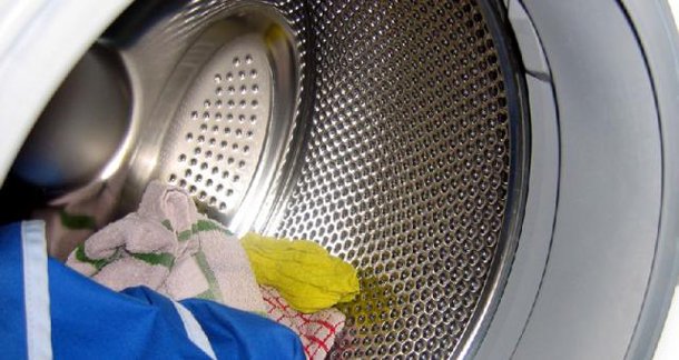 Запах з пральної машини | Як прибрати запах з пральної машини