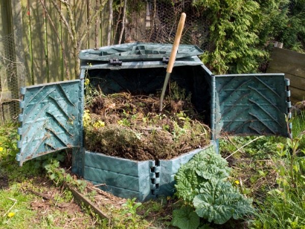 Як зробити компостер садовий своїми руками
