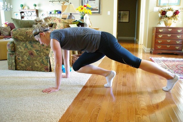 Як займатися спортом вдома | Як схуднути будинку займаючись спортом