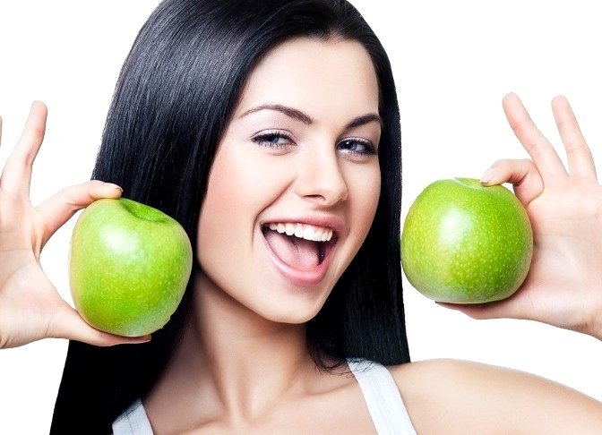 Яблучний оцет для обличчя | Маски з яблучним оцтом