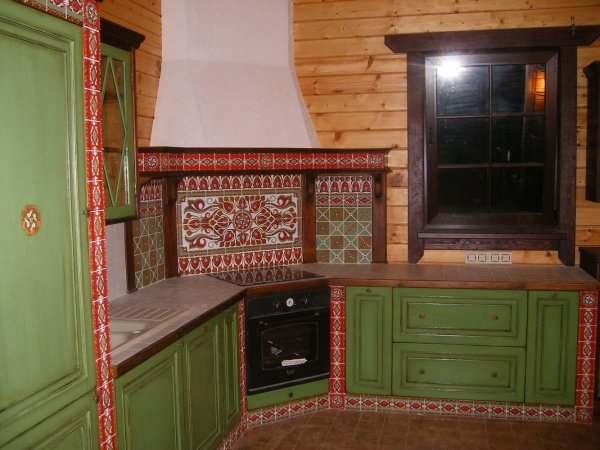 Кухня в українському народному стилі