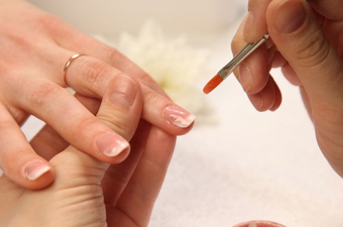 Як довго потрібно застосовувати ефективне протигрибковий засіб для нігтів?
