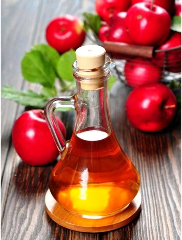 Яблучний оцет для обличчя | Маски з яблучним оцтом