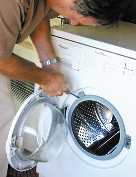 Чому не працює пральна машина: напруга, поломки, причини